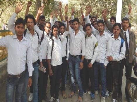 The protesting students denied scholarships and fee reimbursement